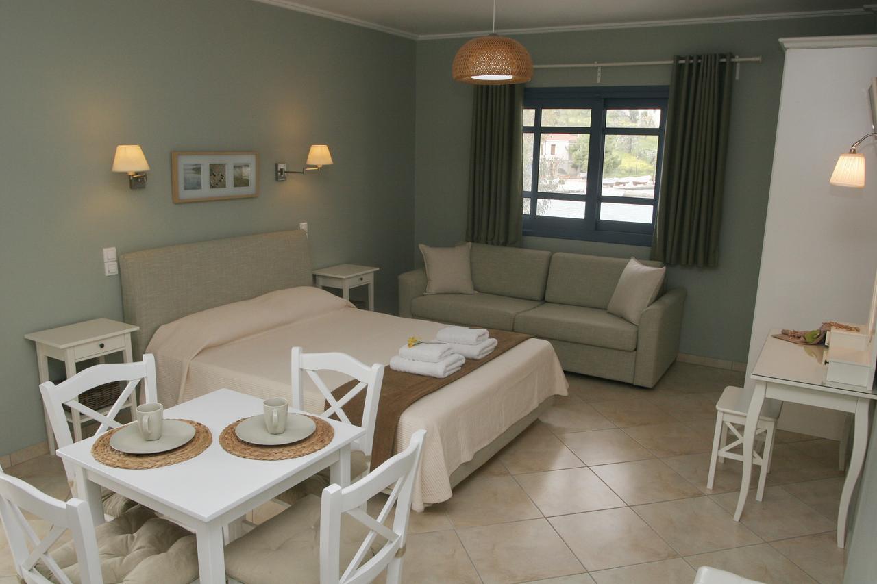 Trizonía Boutique Hotel Iasmos מראה חיצוני תמונה