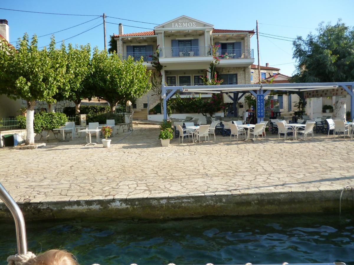 Trizonía Boutique Hotel Iasmos מראה חיצוני תמונה
